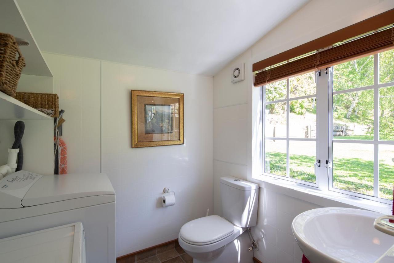 Trelawn Riverside Cottages Arthurs Point Bagian luar foto