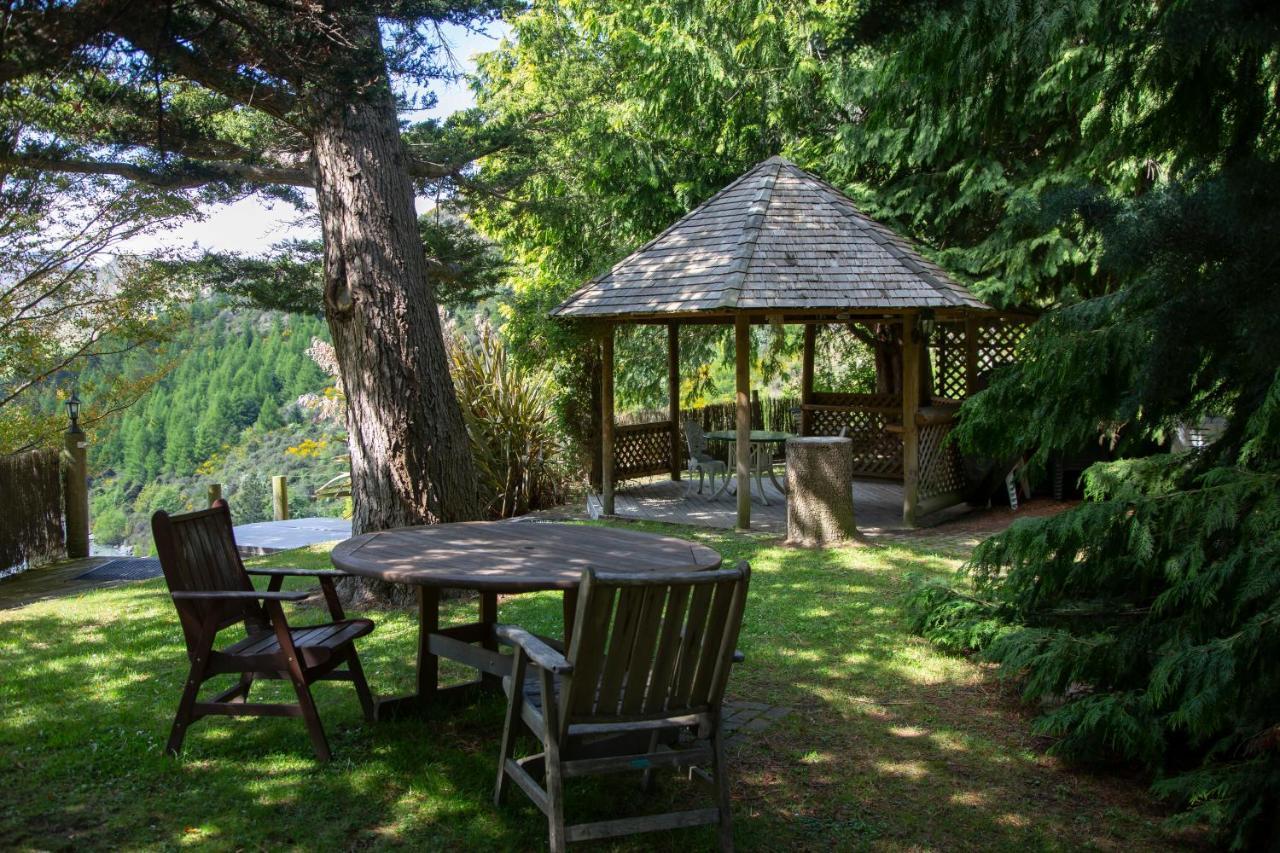 Trelawn Riverside Cottages Arthurs Point Bagian luar foto